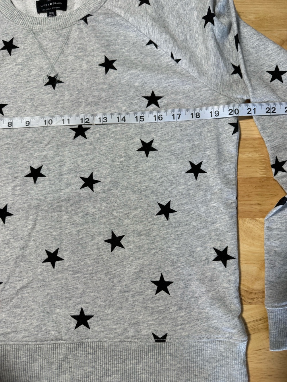 Lucky Brand Women’s Gray Black Star Print Crewneck Sweatshirt Medium - Picture 4 of 6